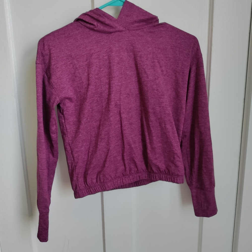 Long sleeve hooded shirt
